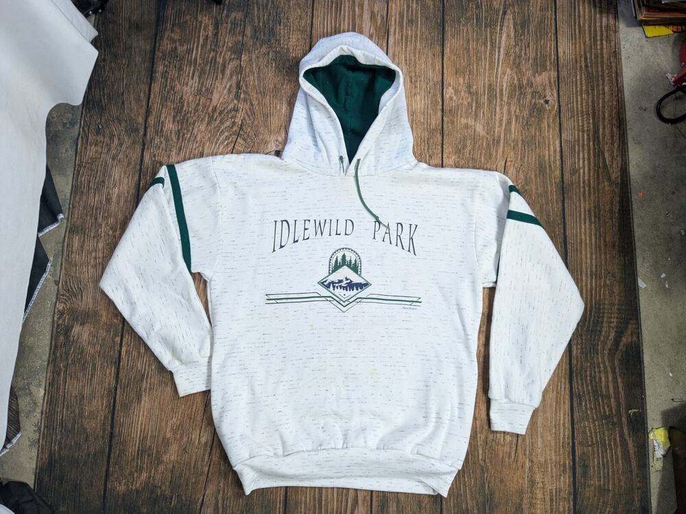 Vintage Idlewild Theme Park Mens Hoodie Size Large Prairie Mountain Amusement